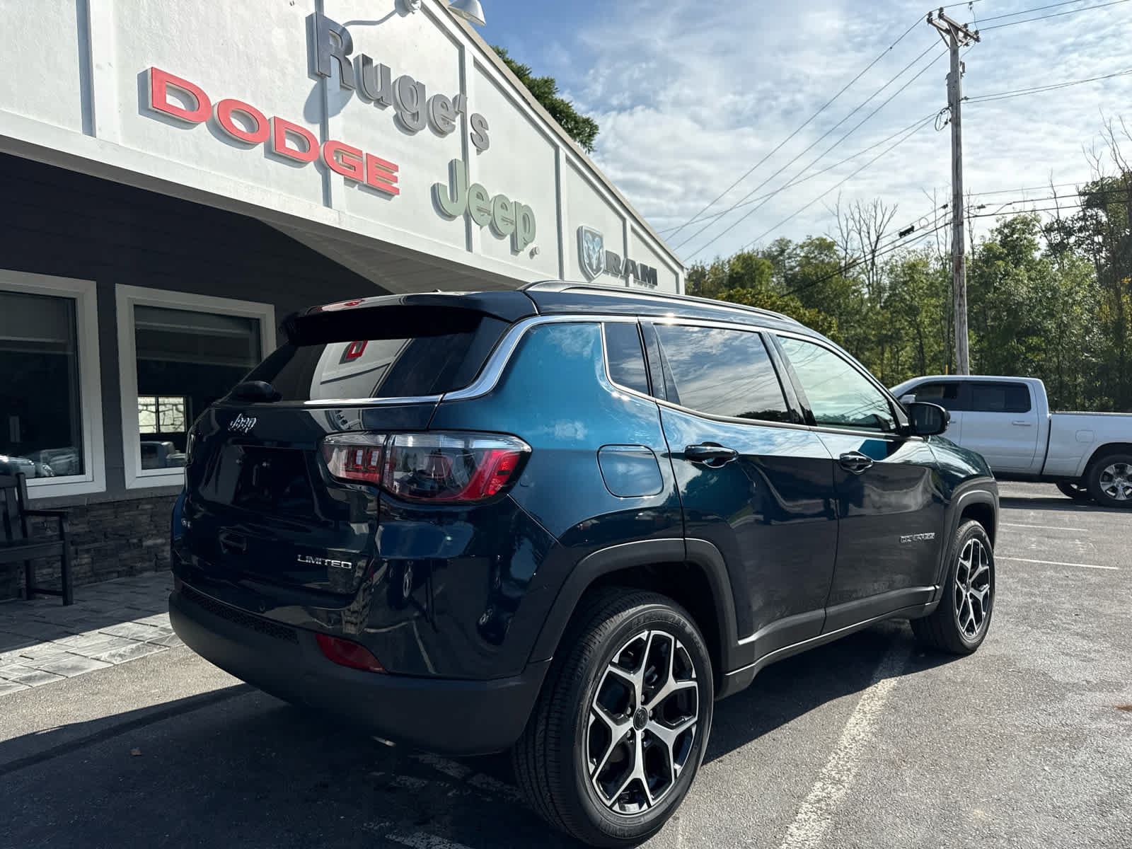 New 2026 Jeep Compass Limited AWD/4WD image 3