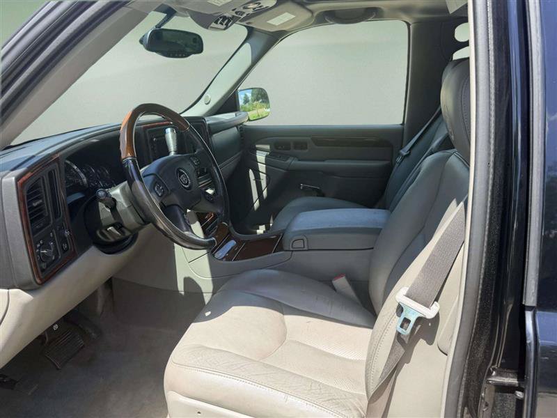 Used 2006 Cadillac Escalade AWD image 10