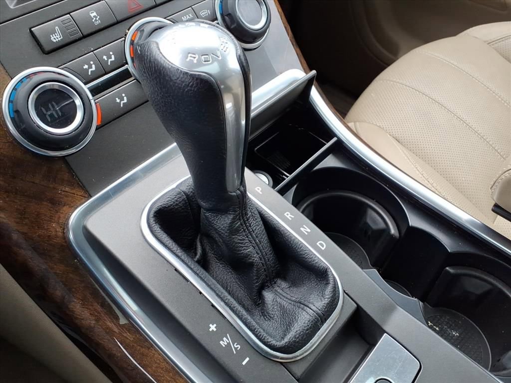 Used 2011 Land Rover Range Rover Sport HSE LUX image 25