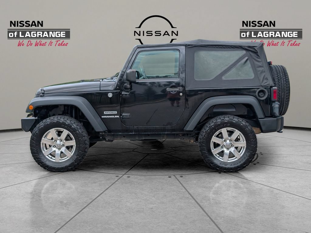 Used 2013 Jeep Wrangler Sport AWD/4WD image 13