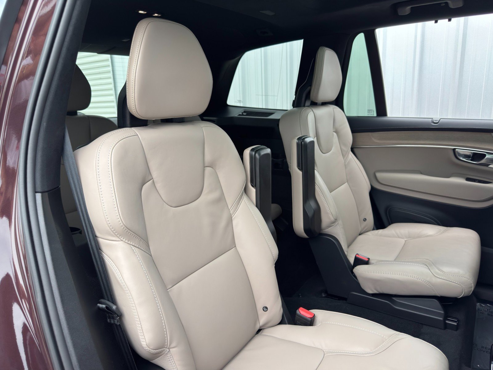Used 2025 Volvo XC90 T8 Ultra image 41