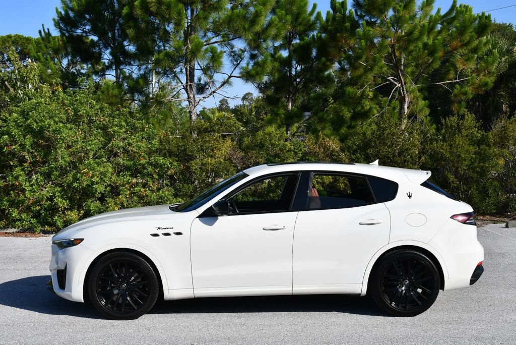 Used 2022 Maserati Levante Modena AWD/4WD image 30