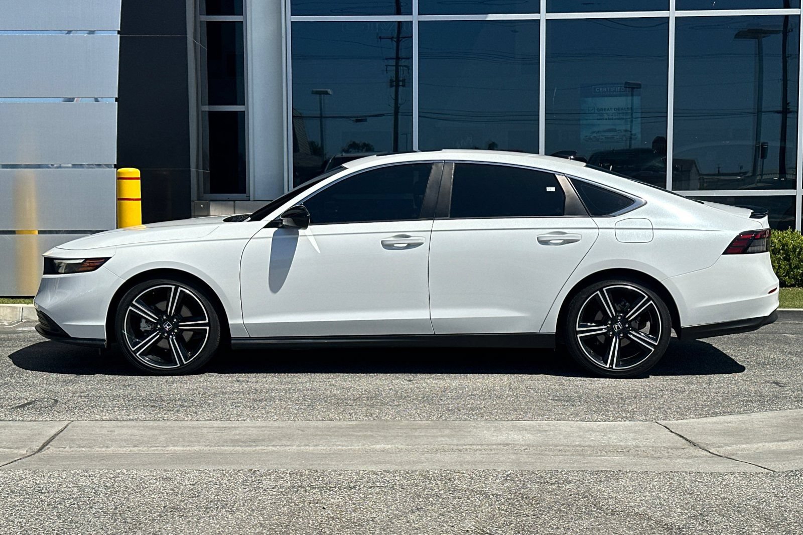 Used 2024 Honda Accord Sport image 7