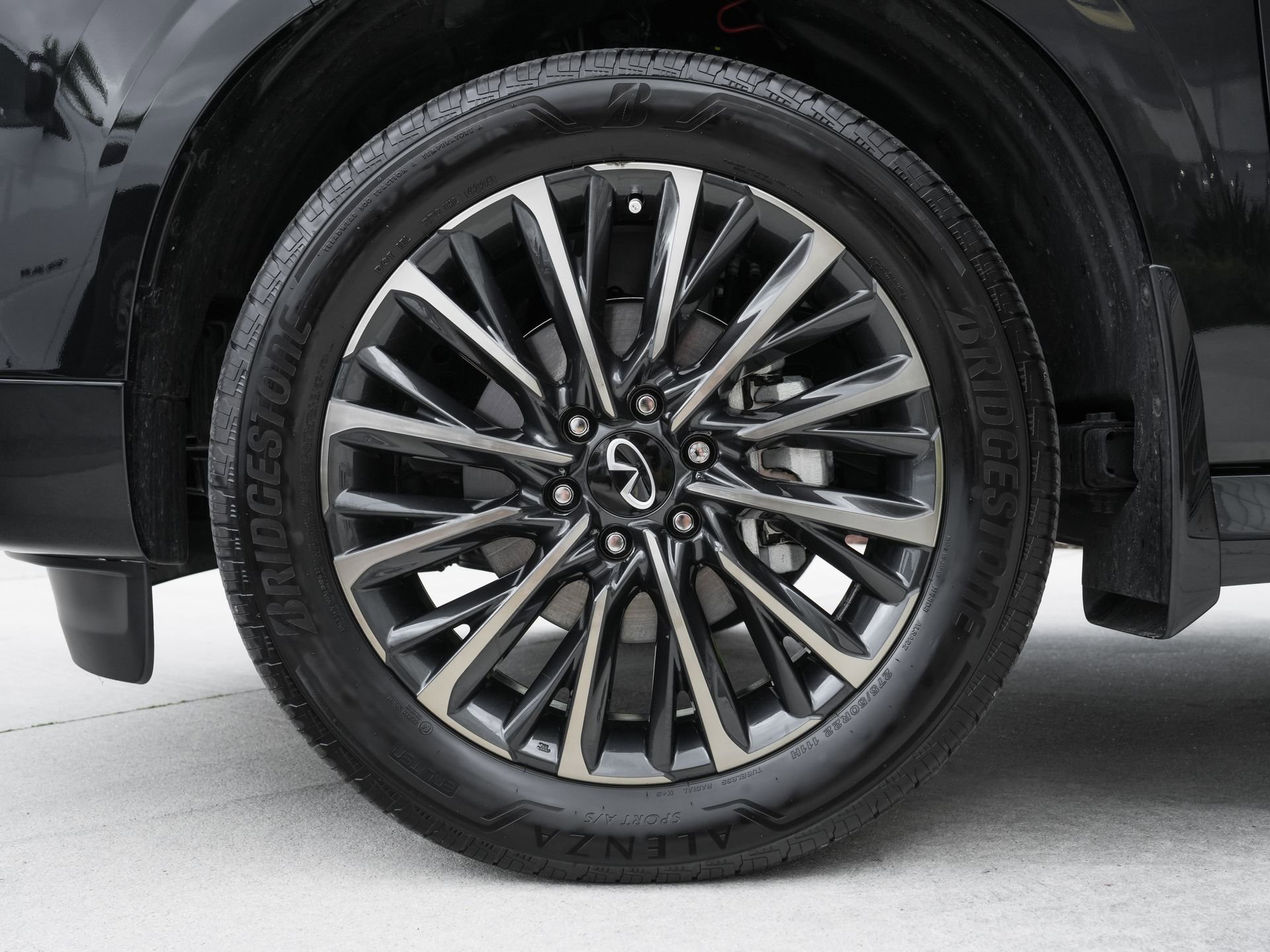 Certified 2026 INFINITI QX80 Autograph w/ Premium Cargo Package AWD/4WD image 29
