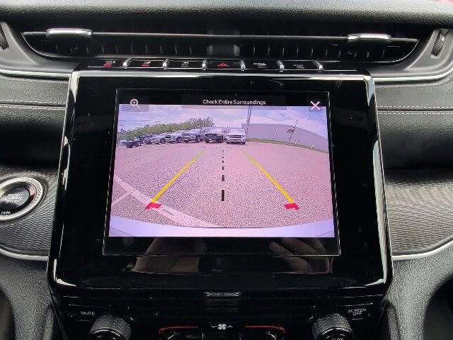 Used 2024 Jeep Grand Cherokee L Laredo AWD/4WD image 21