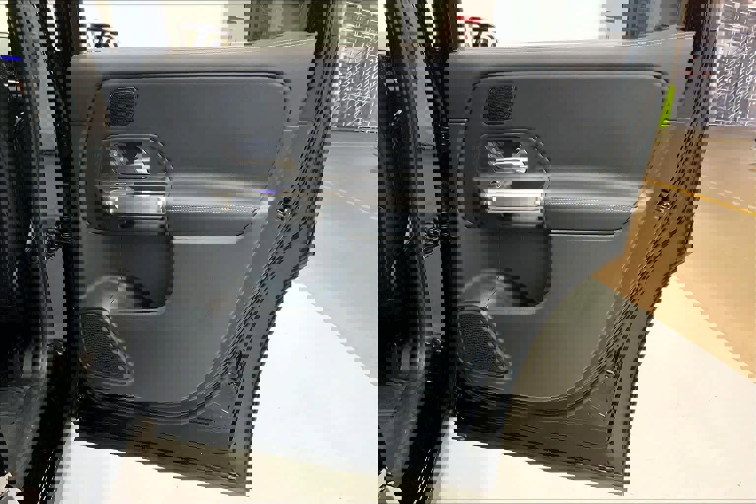 Used 2025 Mercedes-Benz GLB 250 image 13