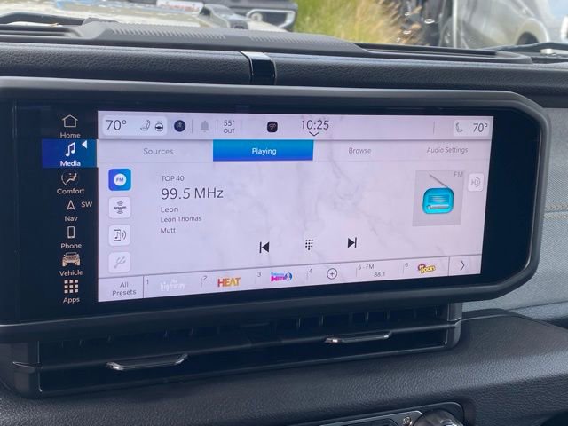 New 2025 Jeep Gladiator Sport AWD/4WD image 20