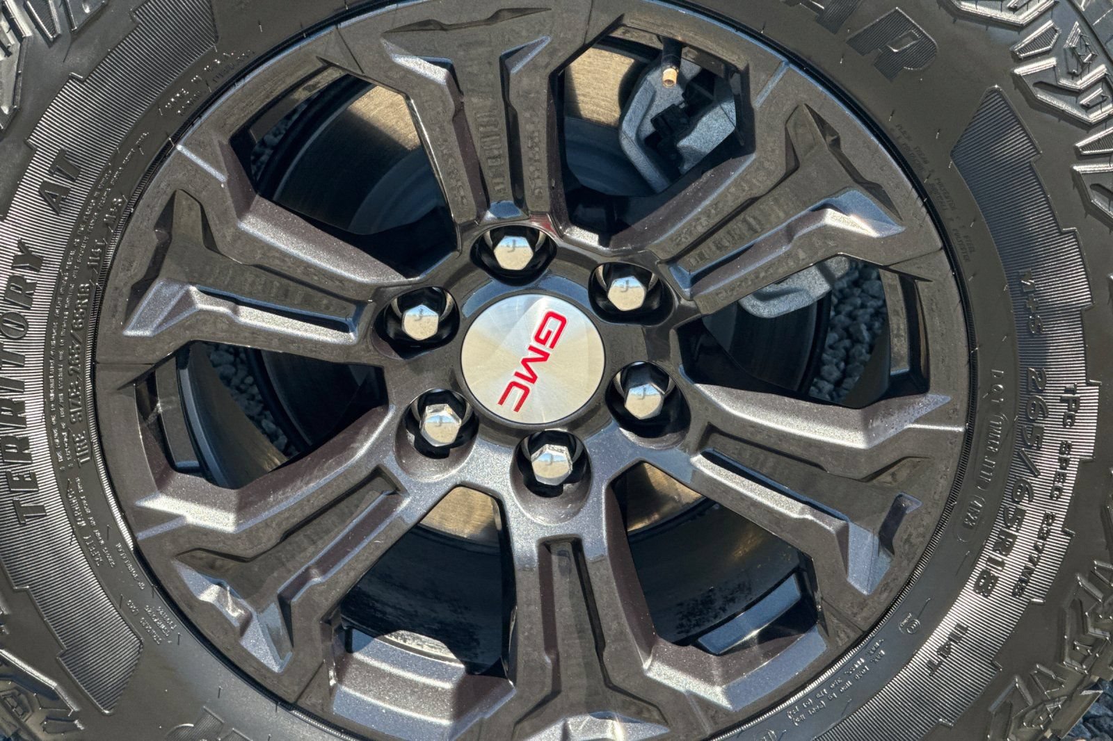 Used 2023 GMC Canyon Elevation w/ Elevation Premium Package RWD image 43