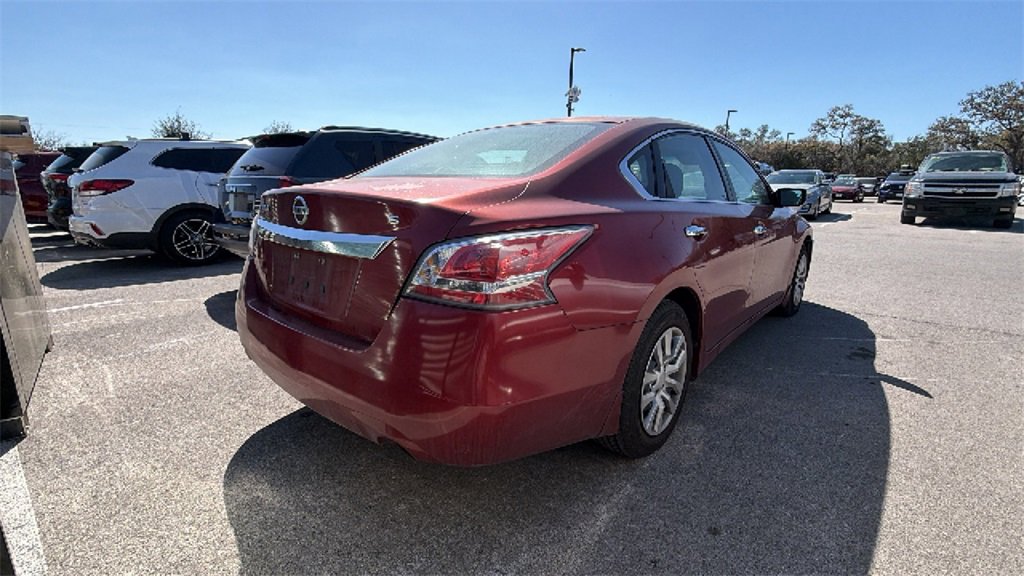 Used 2015 Nissan Altima 2.5 S w/ Power Driver Seat Package image 6