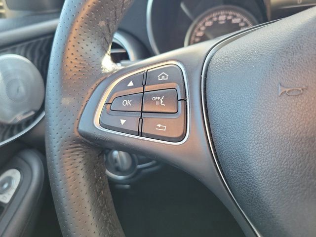 Used 2017 Mercedes-Benz GLC 300 4MATIC image 26