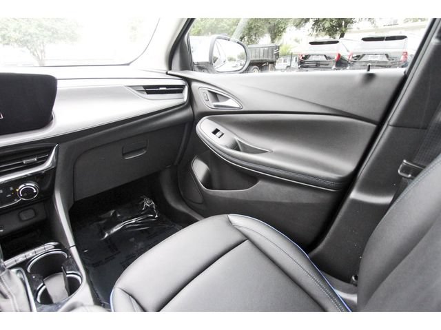Used 2025 Buick Encore GX Sport Touring w/ Comfort Package FWD image 9