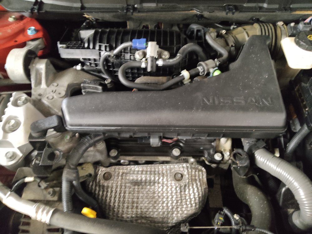 Used 2015 Nissan Rogue SV w/ SV Moonroof Package FWD image 30