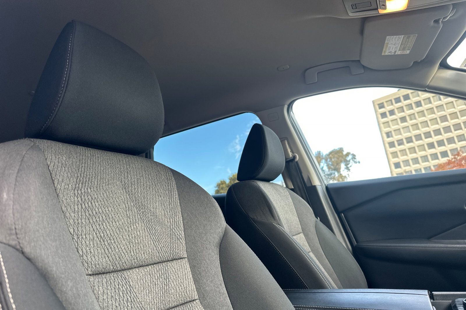 Used 2024 Nissan Rogue SV image 20