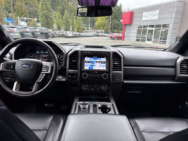 Used 2019 Ford Expedition XLT w/ Equipment Group 201A AWD/4WD image 11