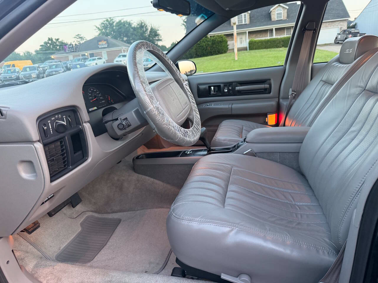 Used 1996 Chevrolet Impala SS RWD image 16