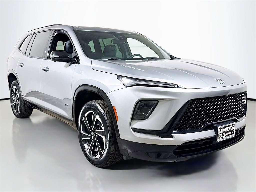 Certified 2025 Buick Enclave Sport Touring image 3