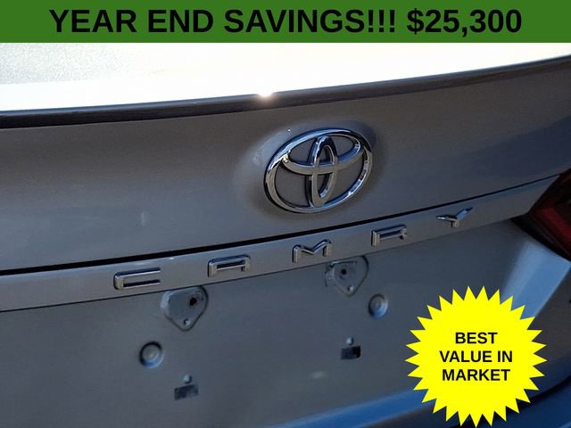 Used 2022 Toyota Camry XSE image 34
