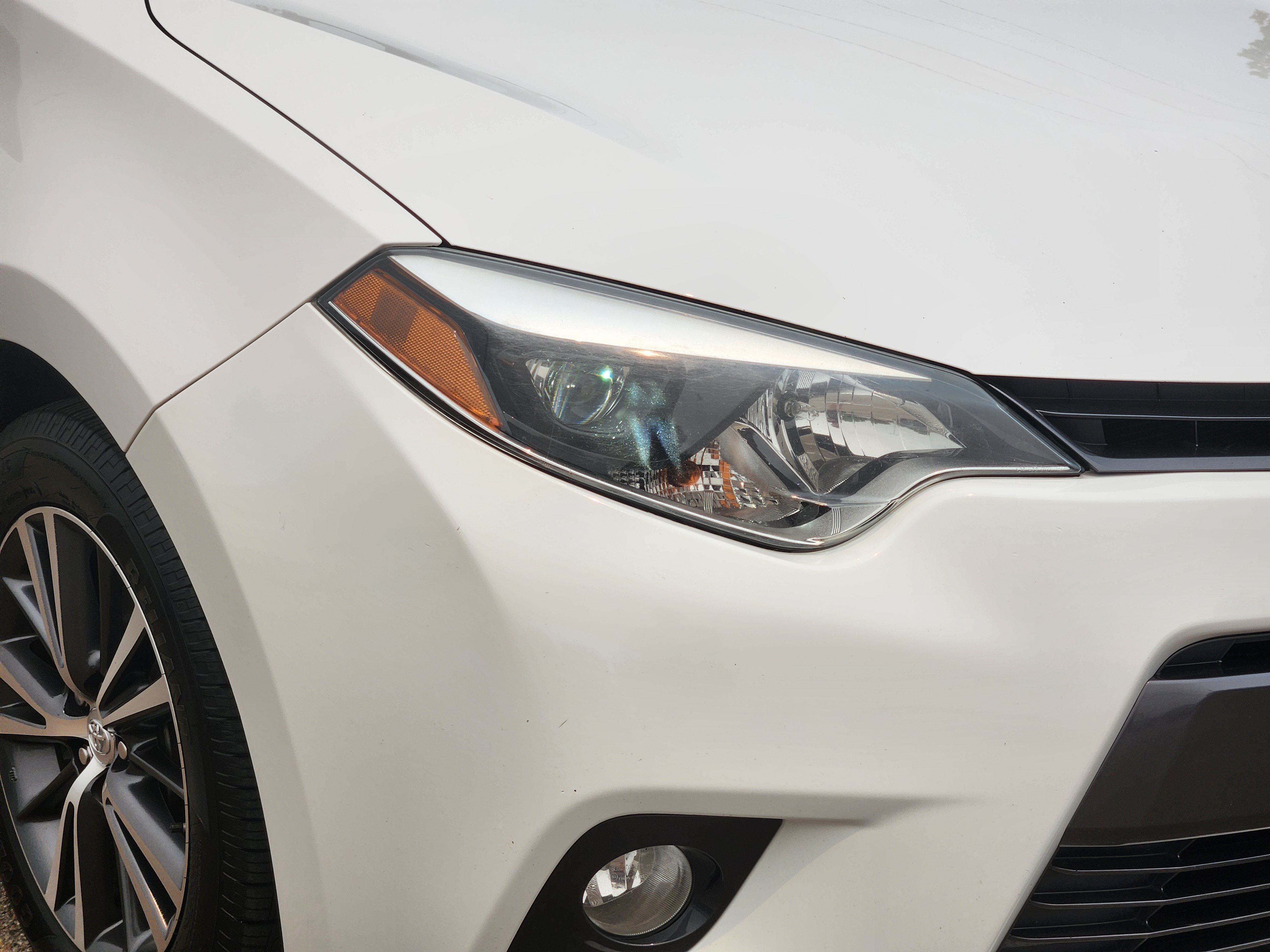 Used 2016 Toyota Corolla LE FWD image 6