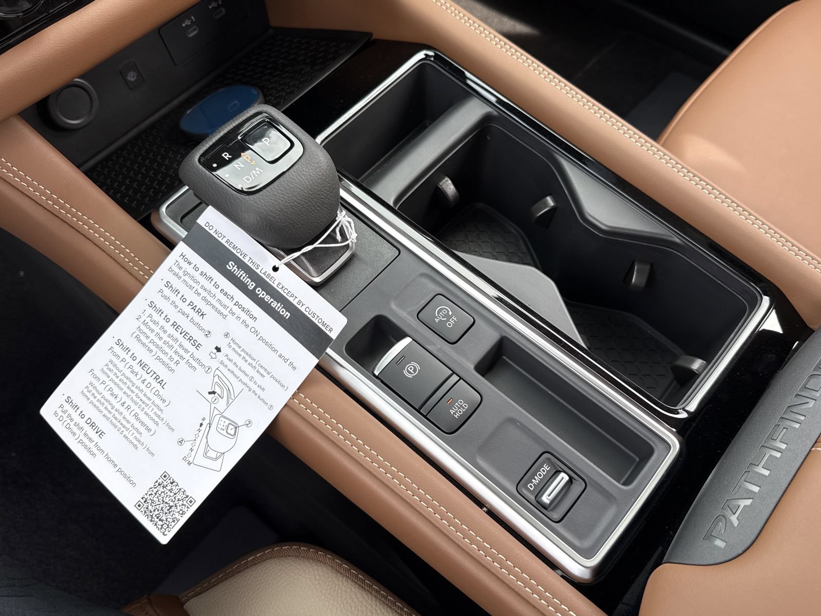 New 2026 Nissan Pathfinder Platinum FWD image 9