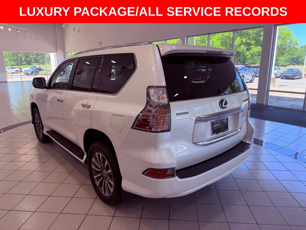 Used 2023 Lexus GX 460 Luxury w/ Accessory Package AWD/4WD image 5