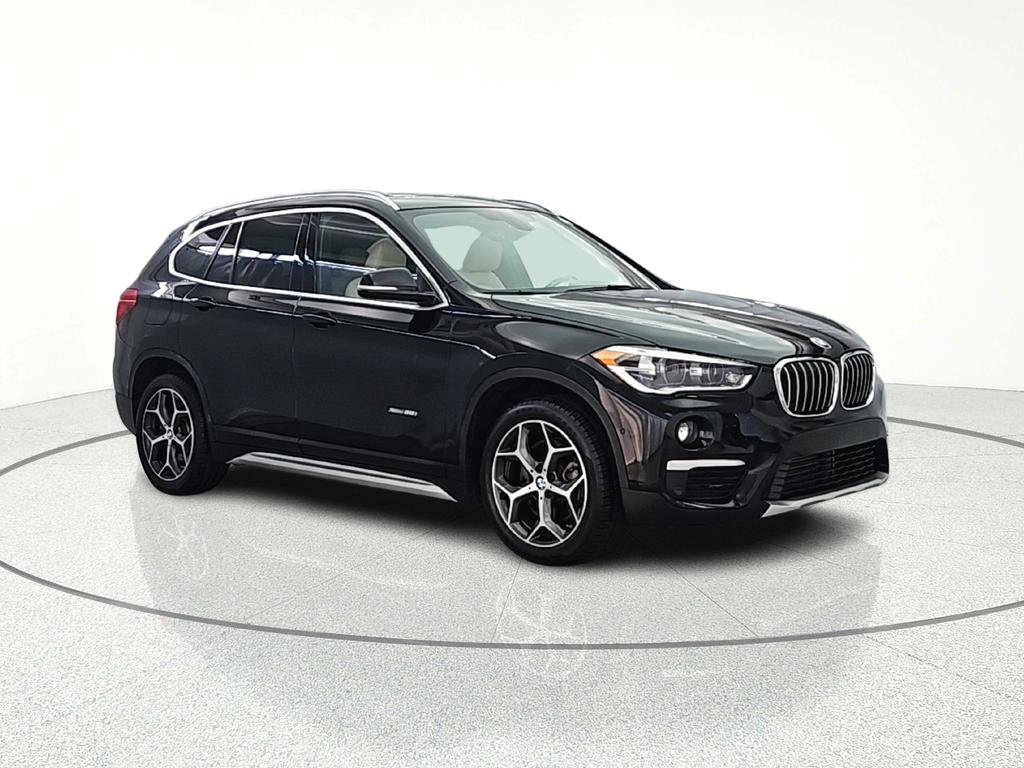Used 2017 BMW X1 xDrive28i w/ Premium Package image 9