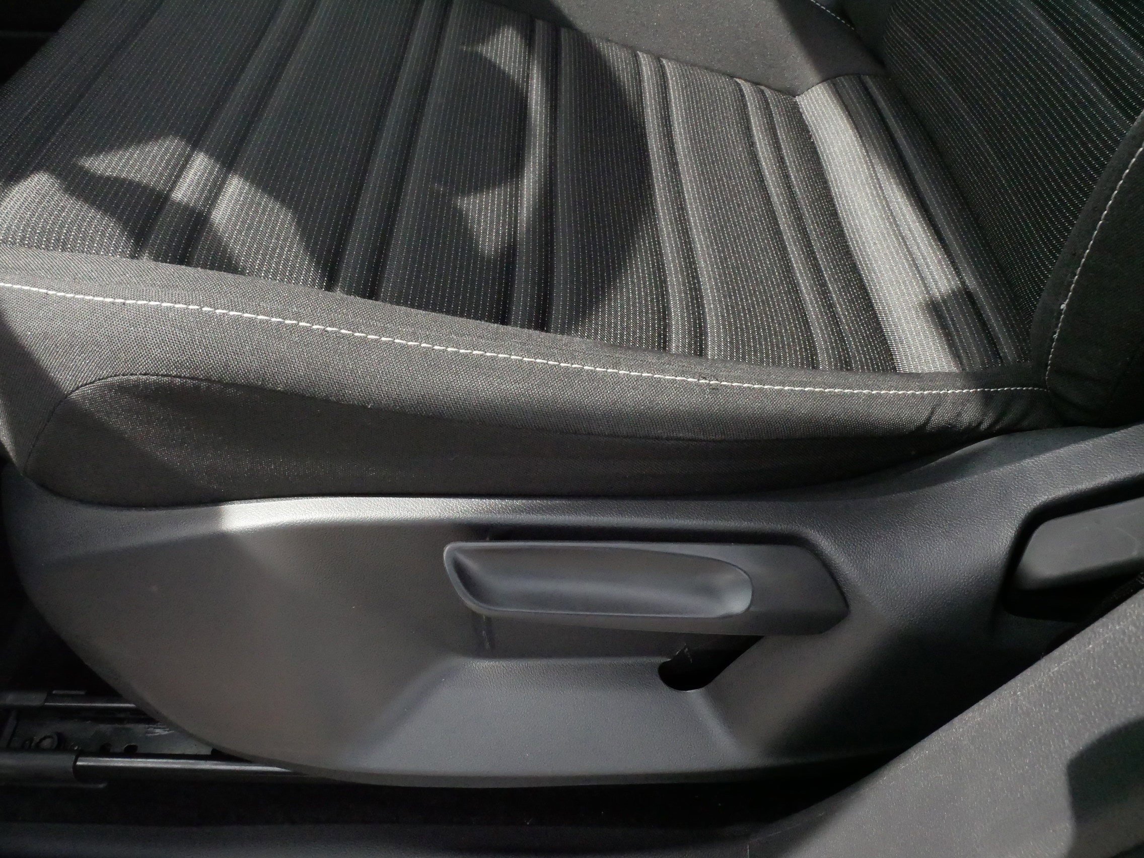 Certified 2024 Volkswagen Tiguan S image 20