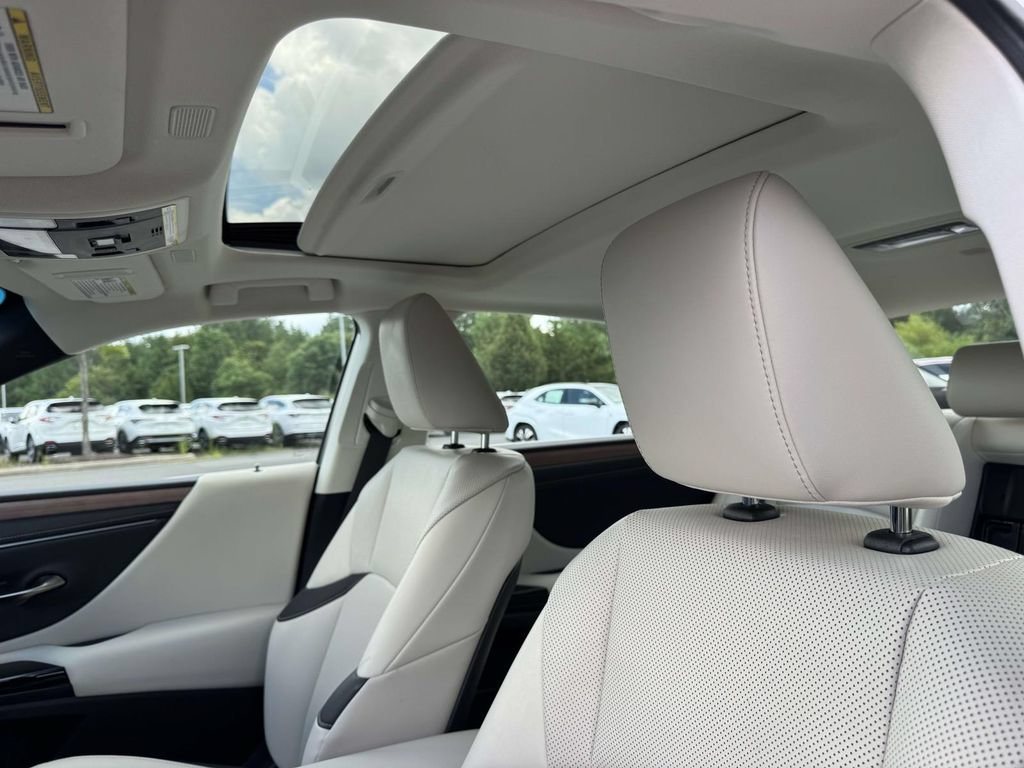 Used 2025 Lexus ES 350 w/ Premium Package FWD image 20