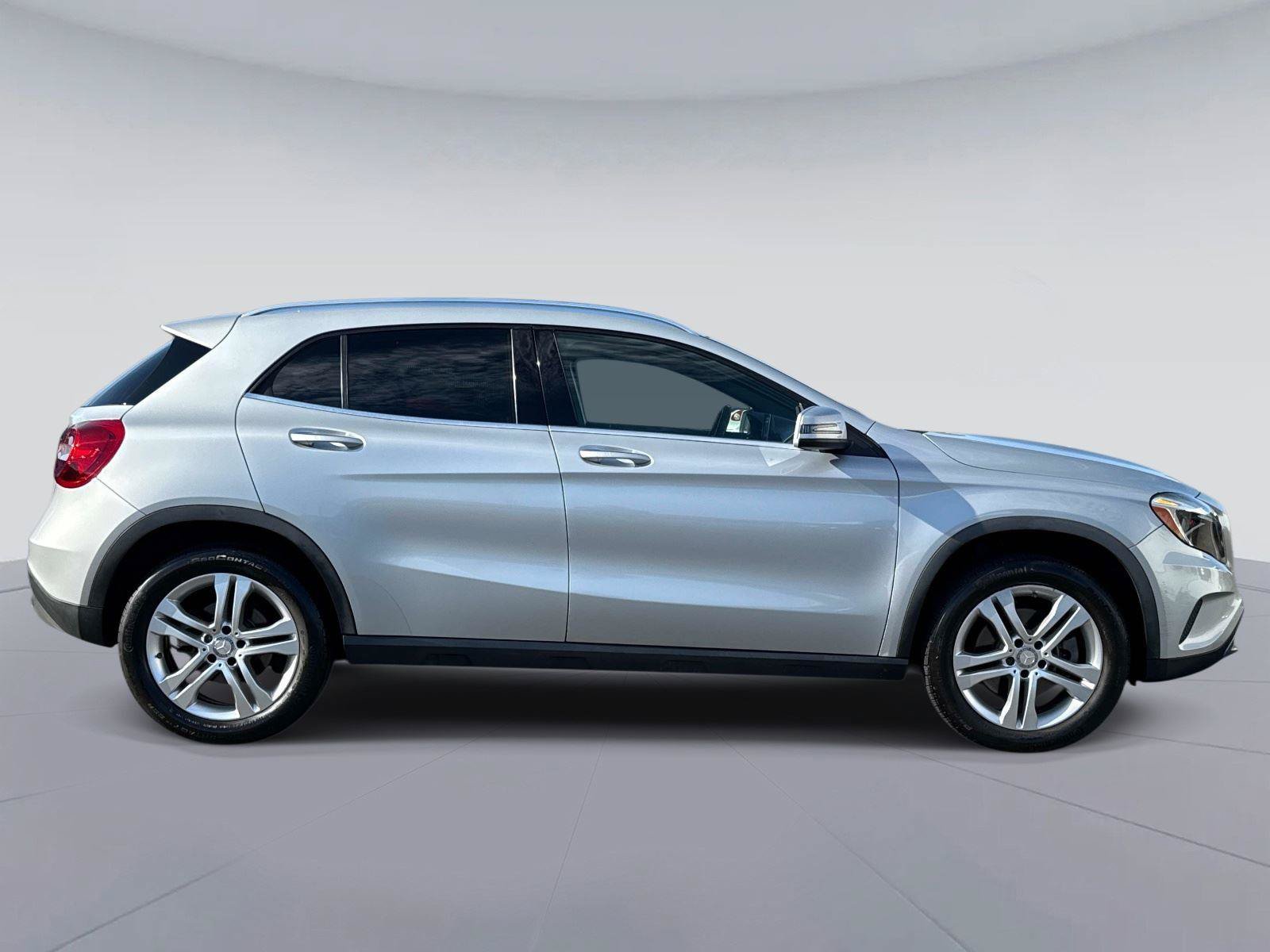 Used 2016 Mercedes-Benz GLA 250 image 2