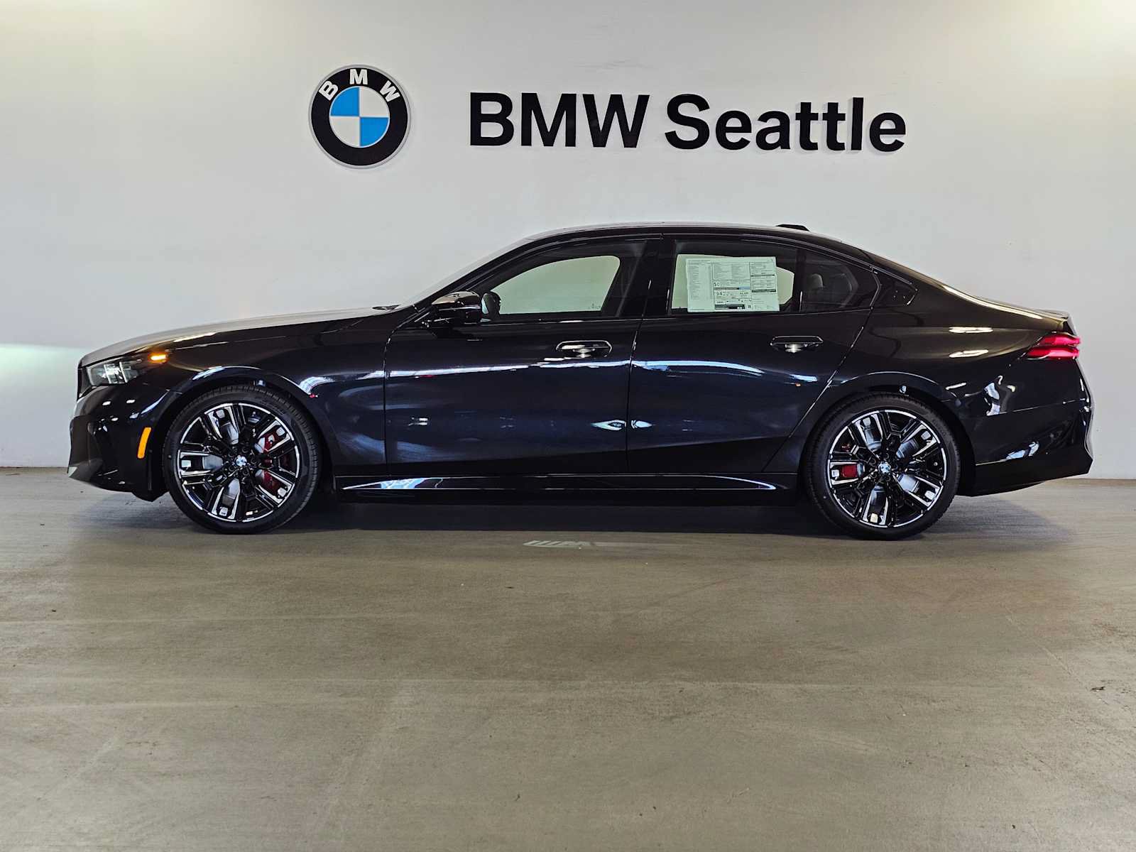 New 2026 BMW i5 M60 AWD/4WD image 3