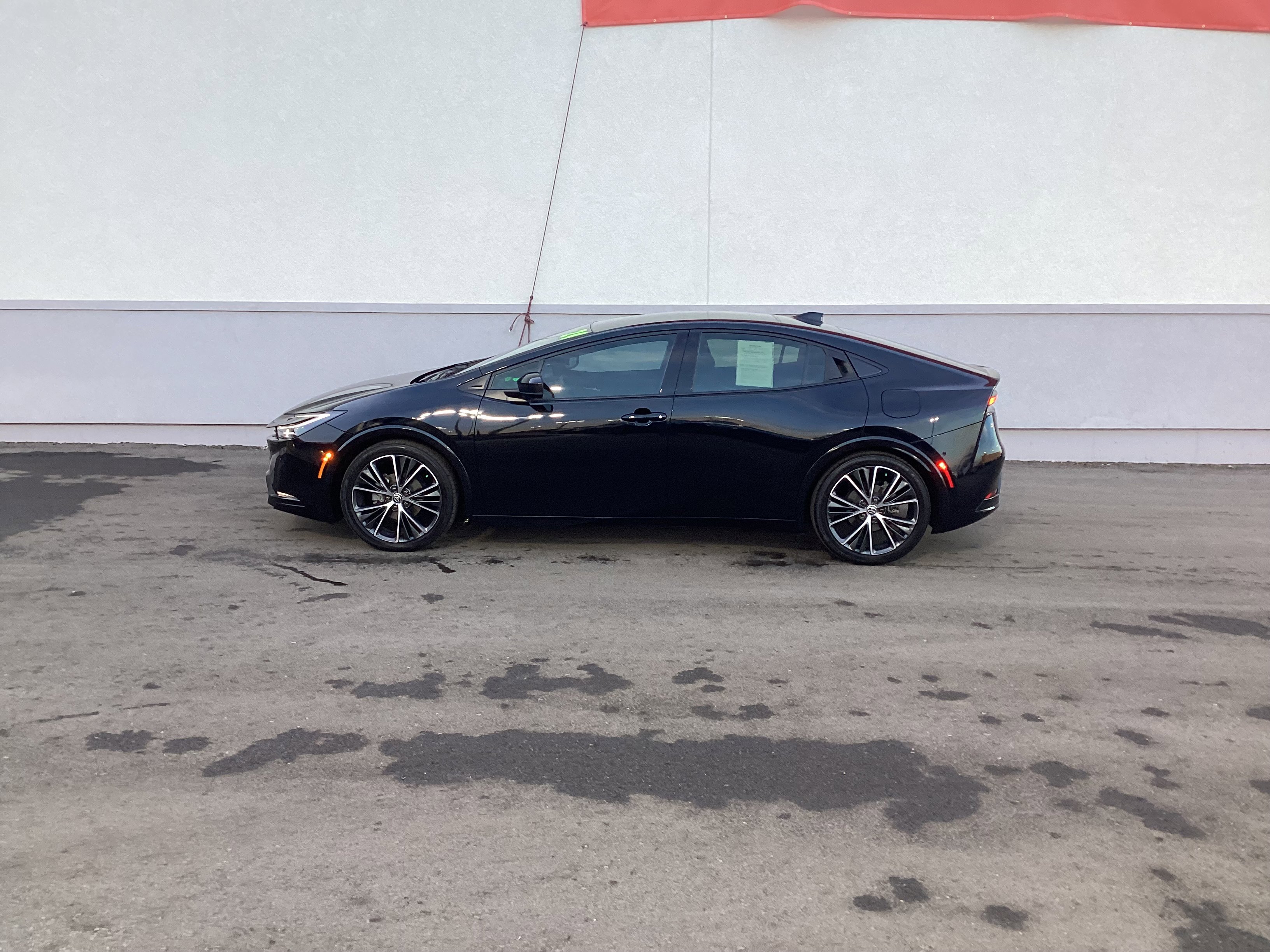 Certified 2024 Toyota Prius LE image 7