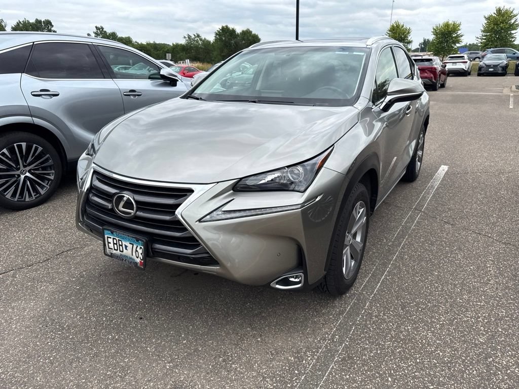 Used 2017 Lexus NX 200t AWD w/ Premium Package image 4
