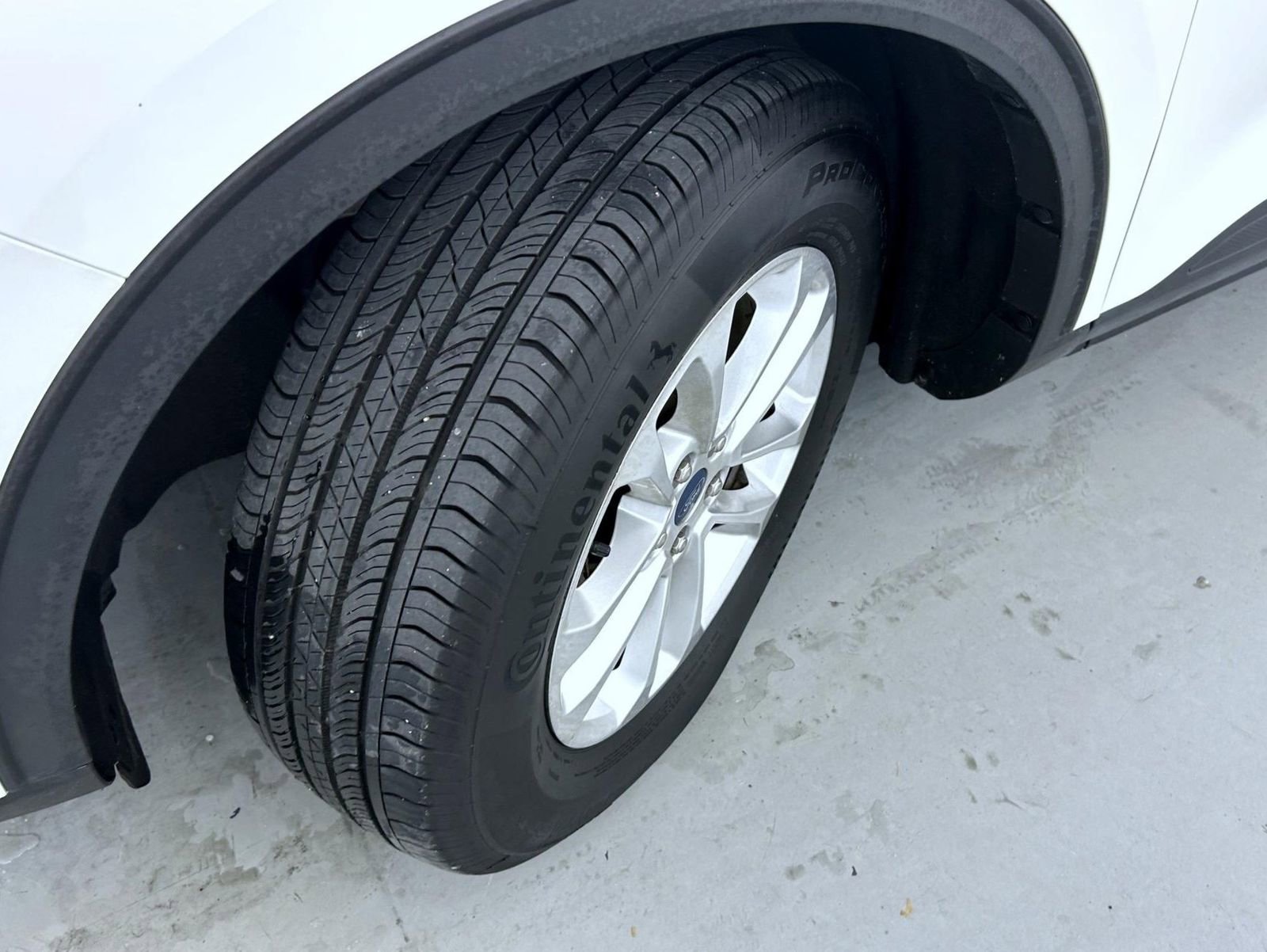 Used 2020 Ford Escape SE image 23