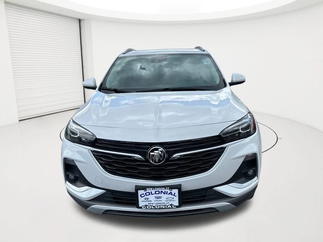 Used 2022 Buick Encore GX Essence w/ Experience Buick Package AWD/4WD image 2