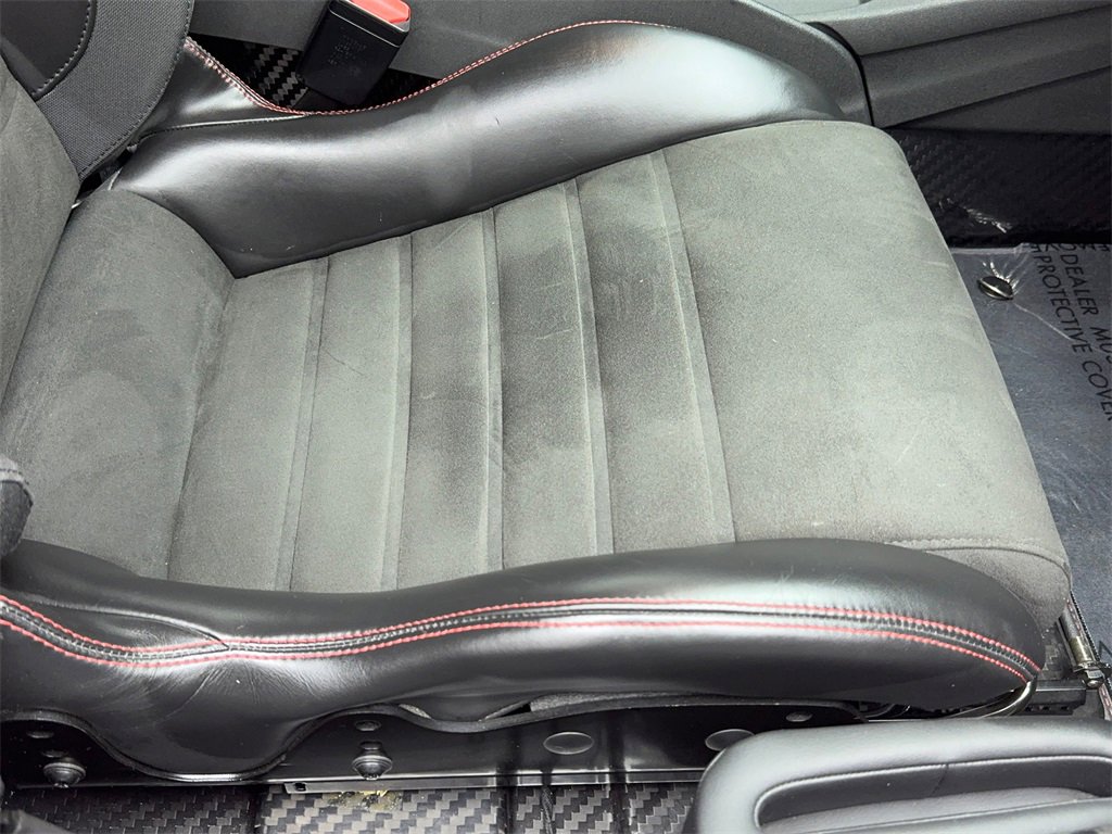 Used 2018 Alfa Romeo 4C Spider image 32