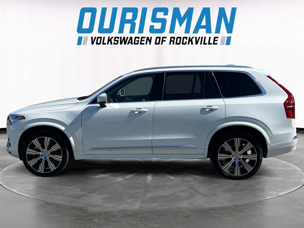 Used 2025 Volvo XC90 T8 Ultra w/ Protection Package Premier AWD/4WD image 3