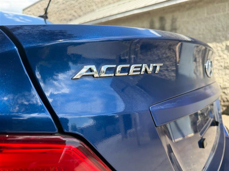 Used 2016 Hyundai Accent SE w/ Option Group 02 FWD image 17