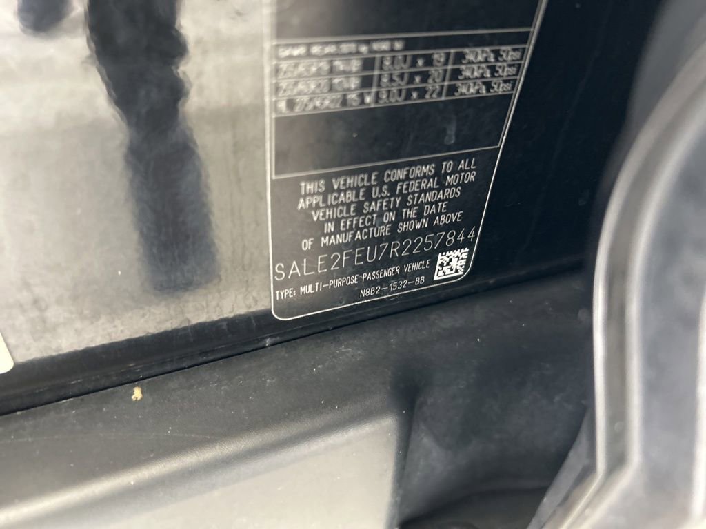 Used 2024 Land Rover Defender 130 X-Dynamic SE image 44