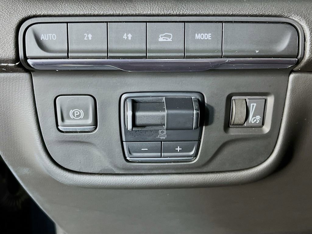 Used 2023 Cadillac Escalade ESV Sport image 12