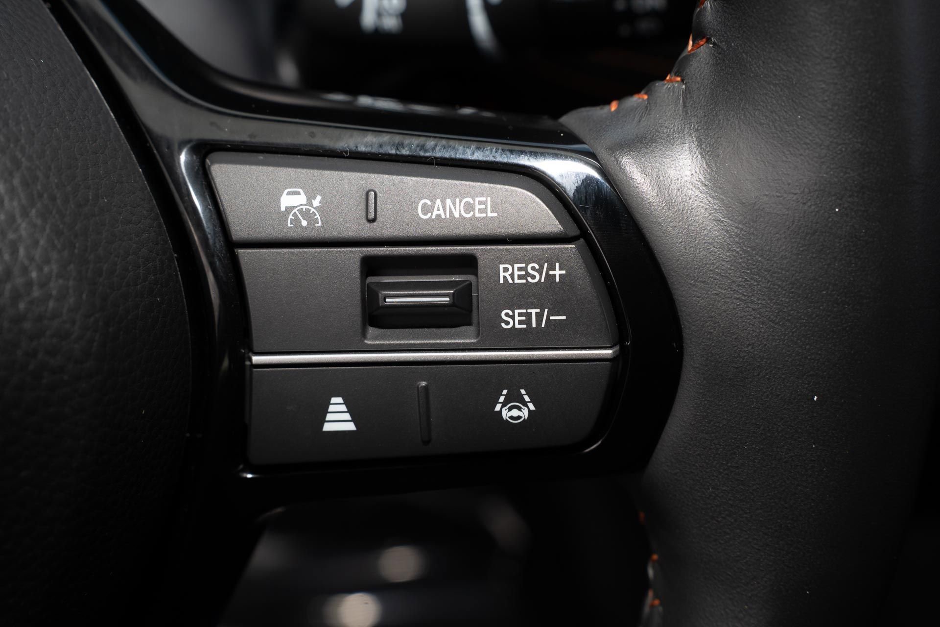 Used 2024 Honda HR-V Sport image 30