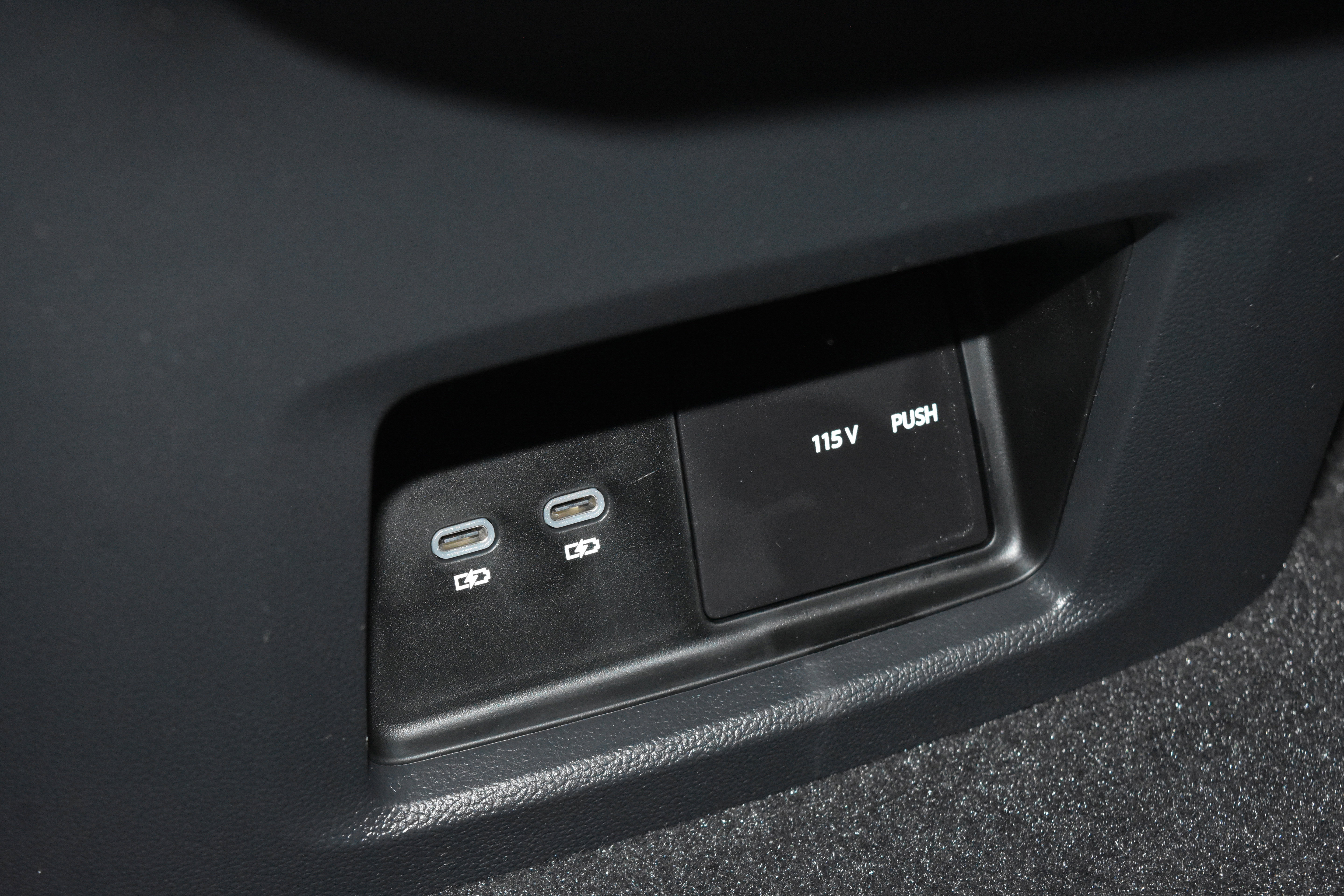 New 2026 Volkswagen Atlas Peak Edition AWD/4WD image 17