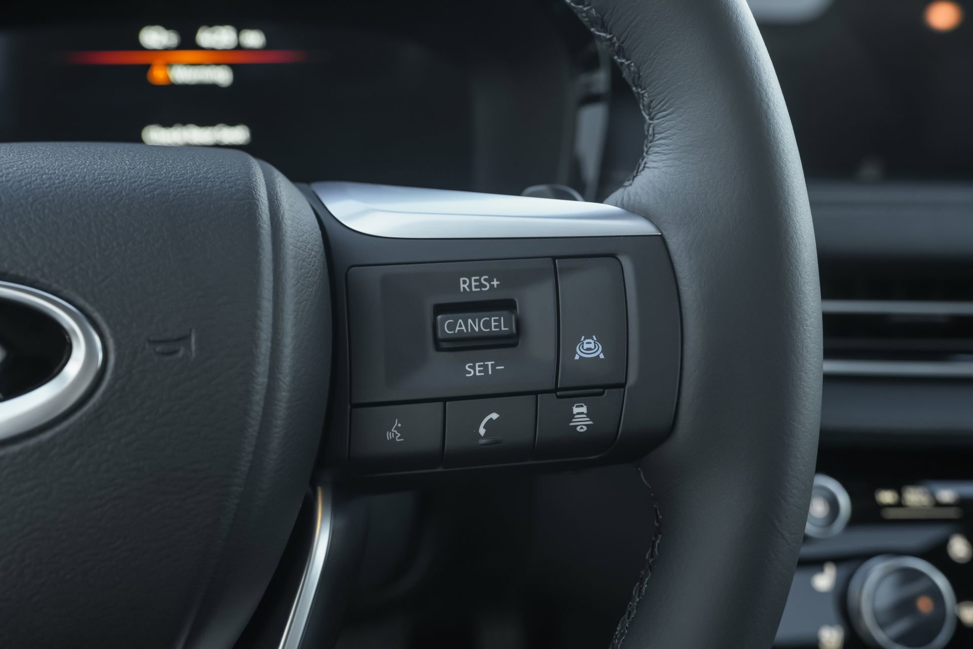 New 2026 INFINITI QX60 Luxe w/ Cargo Package image 16