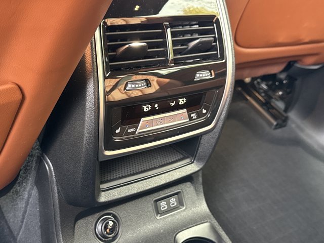 Certified 2023 BMW X7 xDrive40i w/ M Sport Package image 47