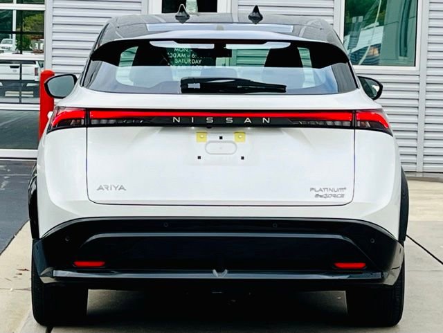 New 2024 Nissan Ariya AWD image 8