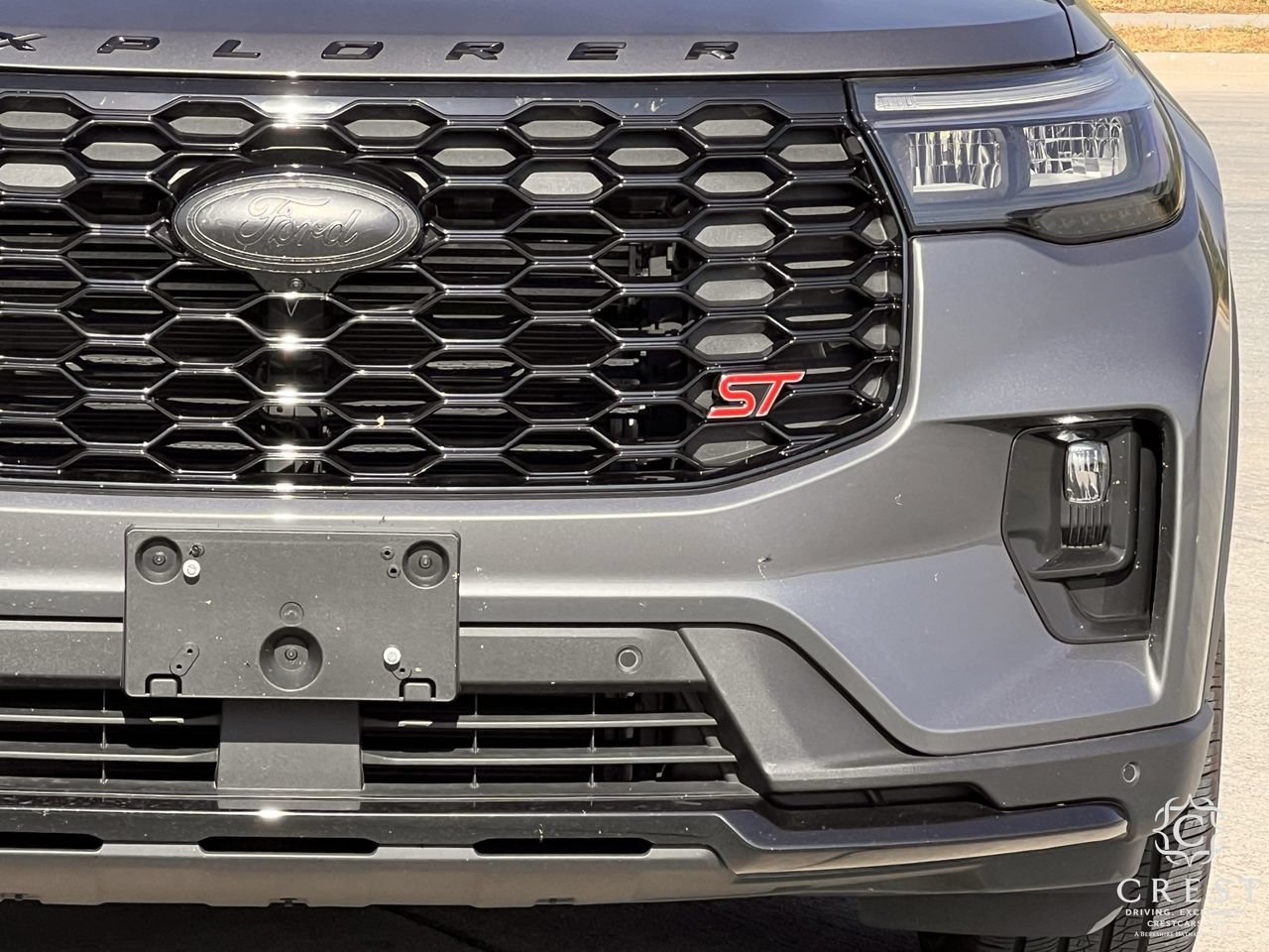 Used 2025 Ford Explorer ST AWD/4WD image 8