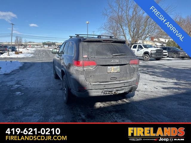 Used 2020 Jeep Grand Cherokee Limited w/ Trailer Tow Group IV image 16