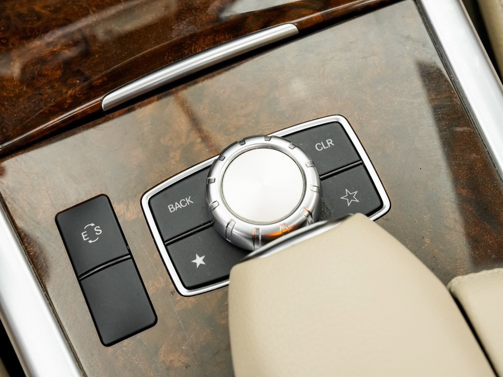 Used 2015 Mercedes-Benz E 250 BlueTEC 4MATIC Sedan image 20