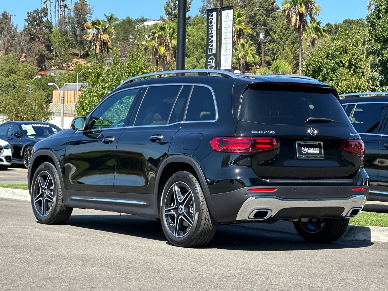 New 2026 Mercedes-Benz GLB 250 4MATIC image 5