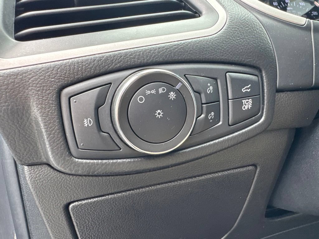 Used 2021 Ford Edge SEL w/ Convenience Package AWD/4WD image 26