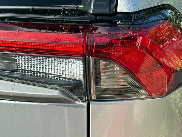 Used 2024 Toyota RAV4 XSE w/ Weather Package AWD/4WD image 33