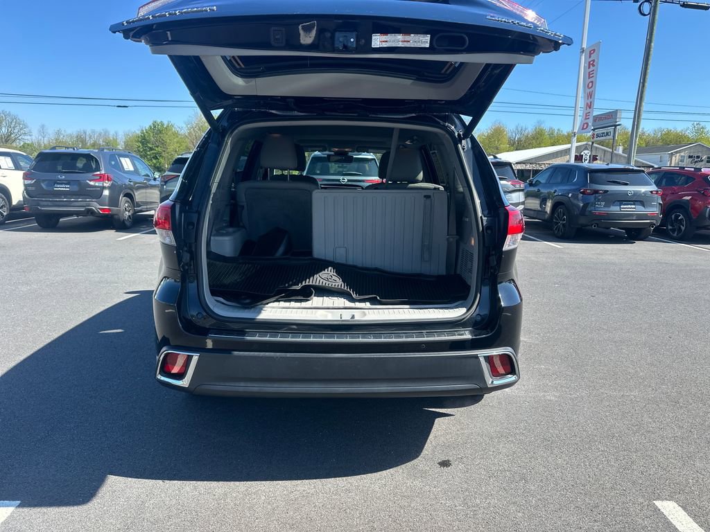 Used 2019 Toyota Highlander Limited AWD/4WD image 11